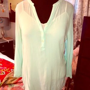 Sheer Old Navy Mint Ladies M Blouse.
